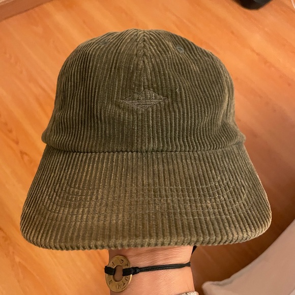 battenwear | Accessories | Like New 